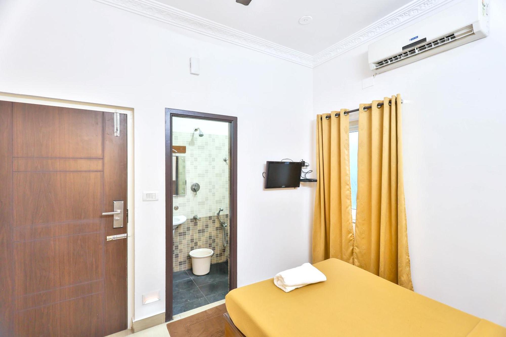 Hotel Golden Bliss Pondicherry Exterior photo